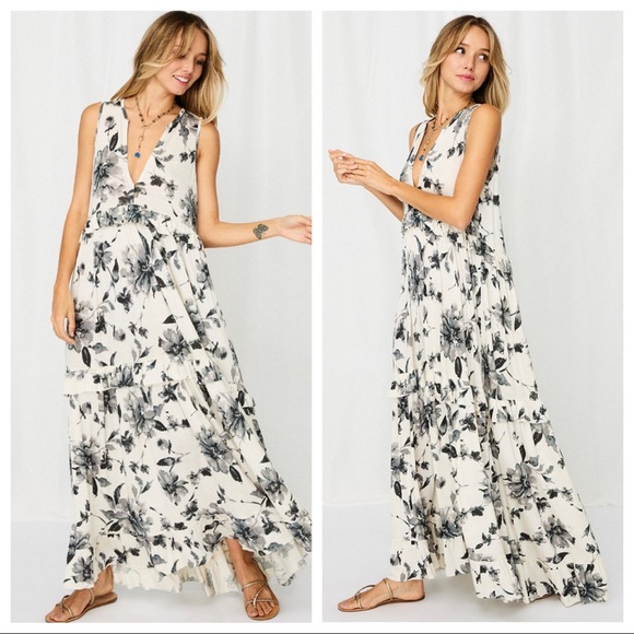 Spring Collection Floral Tiered Maxi Dress - Picture 2 of 4